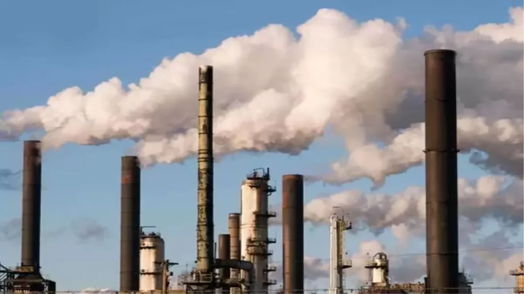 घातक प्रदूषण की चपेट में जल-जमीन, शहरीकरण से पर्यावरण को गंभीर नुकसान