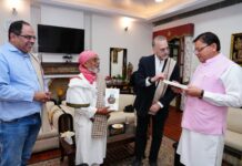 मुख्यमंत्री पुष्कर सिंह धामी से डॉ. अनिल प्रकाश जोशी, डॉ. कोरे ग्लिकमैन और अमित भाटिया ने की मुलाकात, पर्यावरण और विकास पर चर्चा